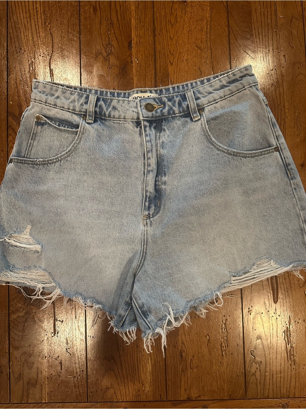 Title:
Rolla’s Mirage High Rise Loose Fit Distressed Denim Shorts Size 31